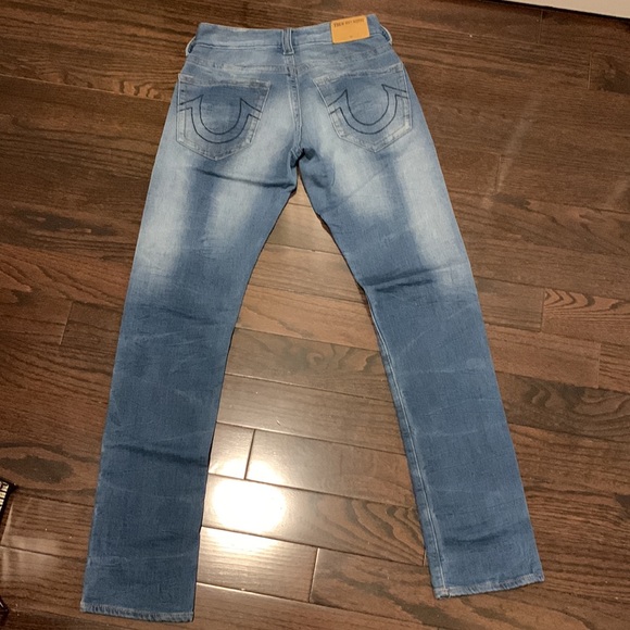 True Religion relaxed slim jeans - Picture 2 of 6